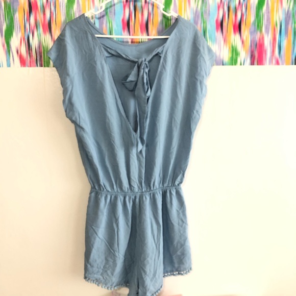F21 light blue cap sleeve romper, large - Picture 2 of 6